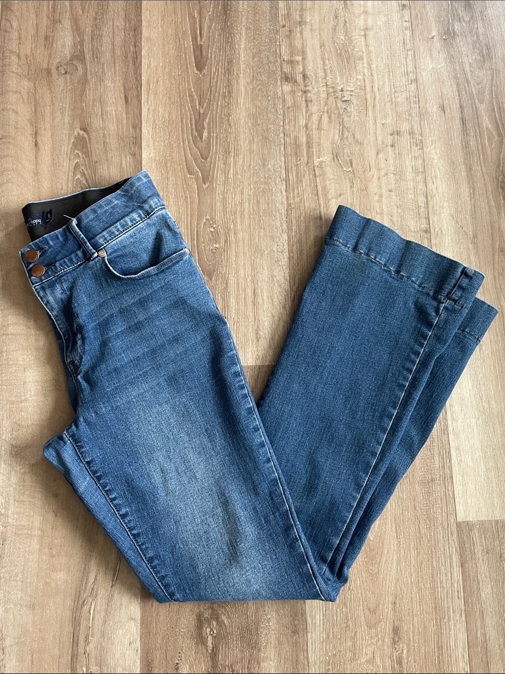 Indigo Poppy Boutique Jeans - between wide/straight leg- size 8